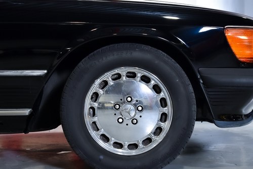 1989 Mercedes-Benz 560SL (R107) LHD En venta (imagen 14 de 93)