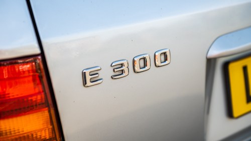 NO RESERVE - 1994 Mercedes-Benz E300 D W124 à vendre (picture 87 of 166)
