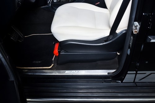 NO RESERVE - 2008 Mercedes-Benz G55 AMG Kompressor SUV LHD à vendre (picture 31 of 83)