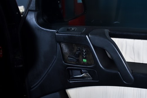 NO RESERVE - 2008 Mercedes-Benz G55 AMG Kompressor SUV LHD à vendre (picture 41 of 83)