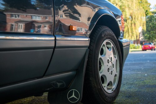 NO RESERVE - 1989 Mercedes-Benz 300SE Auto (W126) En venta (imagen 59 de 133)