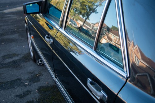 NO RESERVE - 1989 Mercedes-Benz 300SE Auto (W126) En venta (imagen 81 de 133)