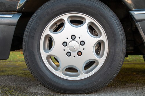 NO RESERVE - 1989 Mercedes-Benz 300SE Auto (W126) En venta (imagen 13 de 133)