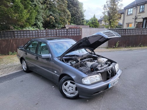 NO RESERVE - 1997 Mercedes Benz C 180 Classic (W202) à vendre (picture 79 of 90)