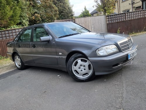 NO RESERVE - 1997 Mercedes Benz C 180 Classic (W202) à vendre (picture 21 of 90)