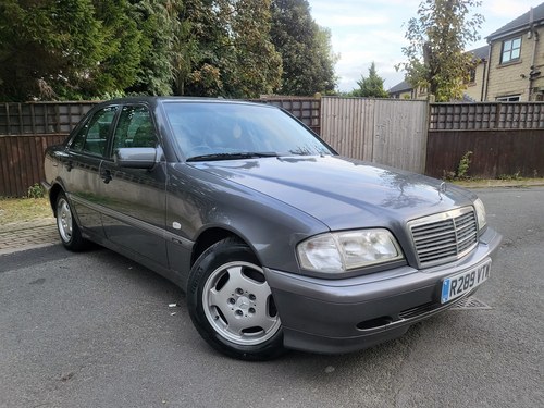 NO RESERVE - 1997 Mercedes Benz C 180 Classic (W202) à vendre (picture 13 of 90)
