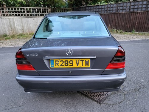 NO RESERVE - 1997 Mercedes Benz C 180 Classic (W202) à vendre (picture 14 of 90)