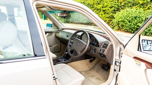 1995 Mercedes-Benz C180 En venta (imagen 17 de 121)