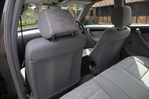 NO RESERVE - Mercedes-Benz C200 Auto For Sale (picture 50 of 142)