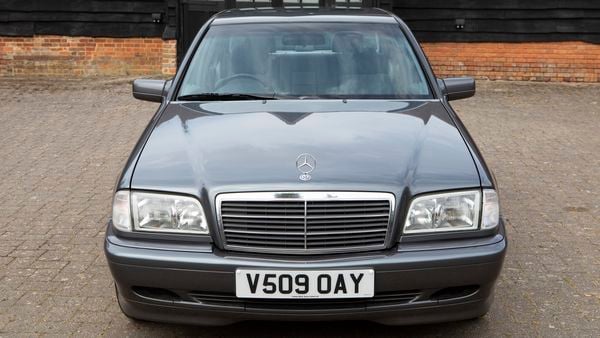 NO RESERVE - Mercedes-Benz C200 Auto For Sale (picture :index of 8)