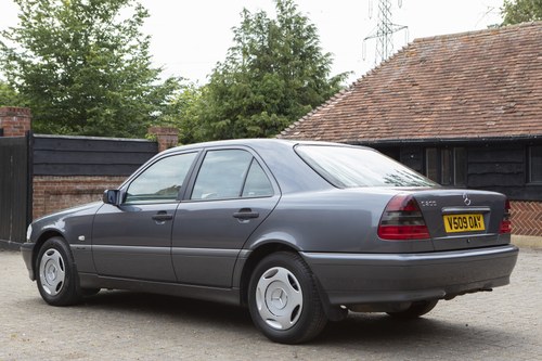 NO RESERVE - Mercedes-Benz C200 Auto For Sale (picture 15 of 142)