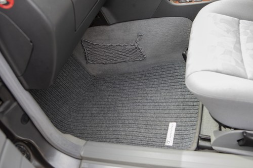 NO RESERVE - Mercedes-Benz C200 Auto For Sale (picture 45 of 142)