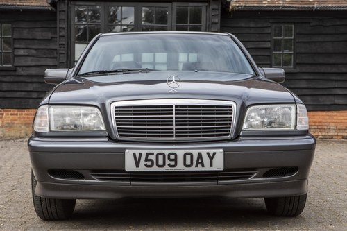 NO RESERVE - Mercedes-Benz C200 Auto For Sale (picture 6 of 142)