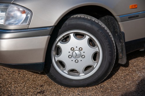 1995 Mercedes-Benz C280 Elegance Te koop (foto 127 van 204)