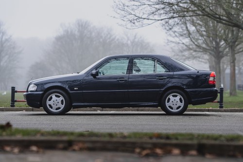 NO RESERVE - 1996 Mercedes-Benz C280 (W202) à vendre (picture 15 of 169)