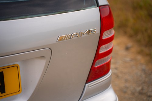 2001 Mercedes-Benz C32 AMG à vendre (picture 86 of 137)