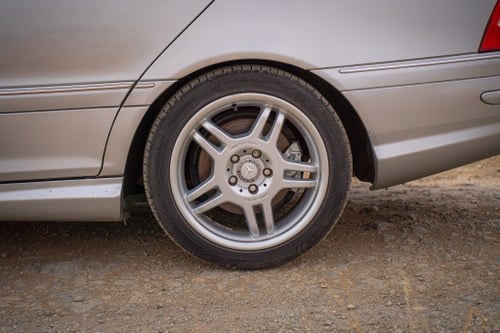 2001 Mercedes-Benz C32 AMG à vendre (picture 14 of 137)