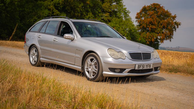 2001 Mercedes-Benz C32 AMG For Sale (picture 1 of 137)