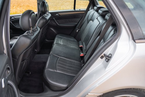 2001 Mercedes-Benz C32 AMG à vendre (picture 50 of 137)