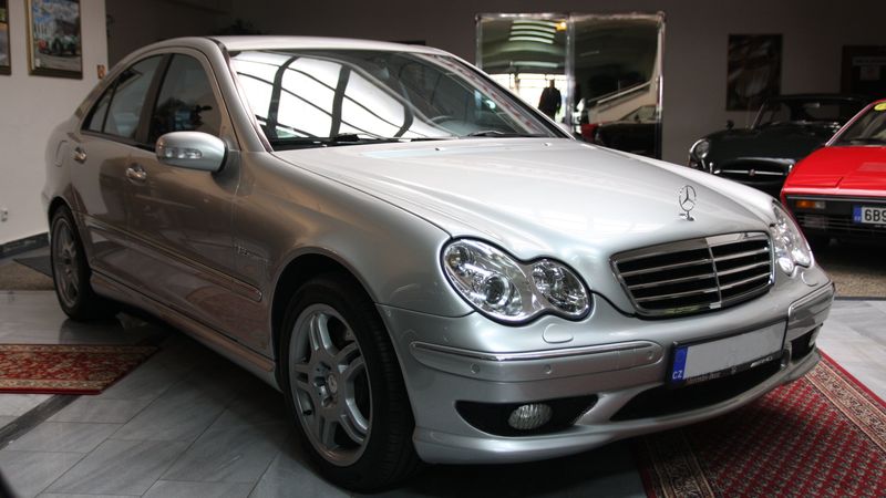 2001 Mercedes-Benz C32 AMG W203 For Sale (picture 1 of 39)
