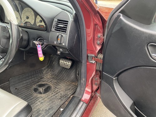 1999 Mercedes C43 AMG Estate (W202) In vendita (immagine 40 di 185)