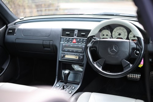 1999 Mercedes C43 AMG Estate (W202) In vendita (immagine 24 di 185)