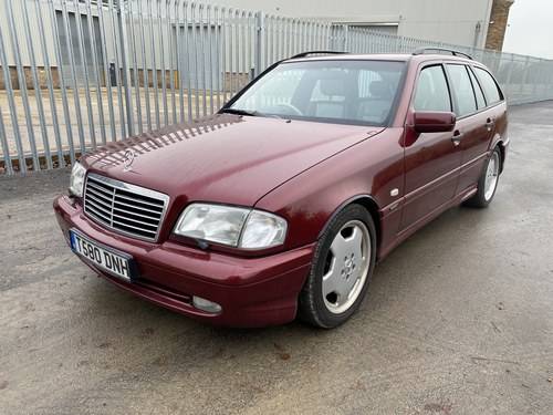 1999 Mercedes C43 AMG Estate (W202) In vendita (immagine 18 di 185)
