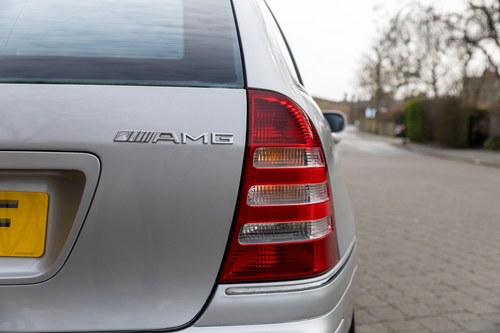 2005 Mercedes-Benz C55 AMG Estate In vendita (immagine 175 di 212)