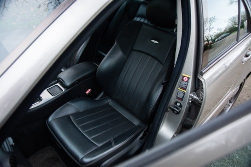 RESERVE LOWERED-2004 Mercedes-Benz C55 AMG In vendita (immagine 36 di 122)