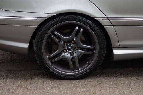 RESERVE LOWERED-2004 Mercedes-Benz C55 AMG In vendita (immagine 20 di 122)