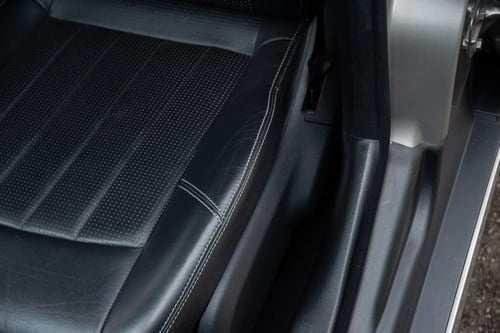 RESERVE LOWERED-2004 Mercedes-Benz C55 AMG In vendita (immagine 57 di 122)