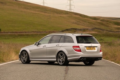 2009 Mercedes-Benz C63 AMG Estate (W204) à vendre (picture 13 of 94)