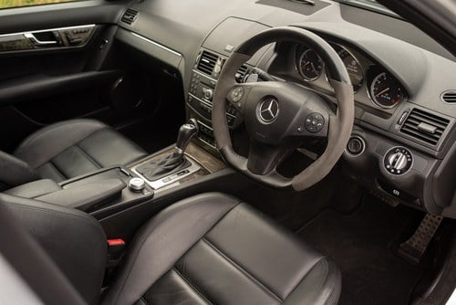 2009 Mercedes-Benz C63 AMG Estate (W204) à vendre (picture 22 of 94)