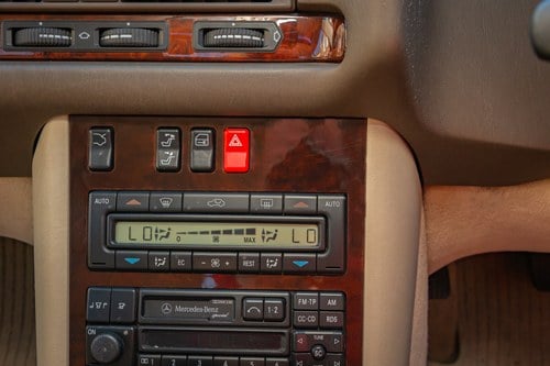 NO RESERVE -1997 Mercedes-Benz CL420 (C140) For Sale (picture 32 of 114)
