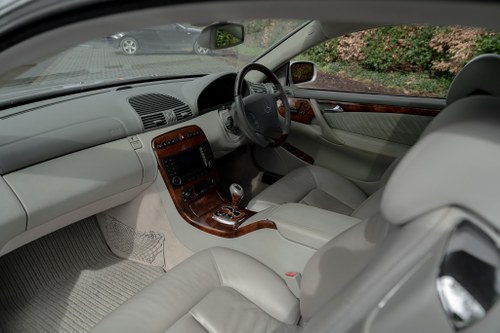 2004 Mercedes-Benz CL600 V12 Bi-Turbo Coupé (C215) En venta (imagen 29 de 86)