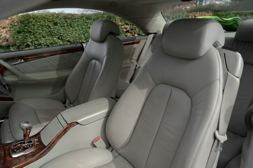 2004 Mercedes-Benz CL600 V12 Bi-Turbo Coupé (C215) En venta (imagen 30 de 86)