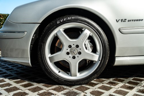 2004 Mercedes-Benz CL600 V12 Bi-Turbo Coupé (C215) En venta (imagen 21 de 86)