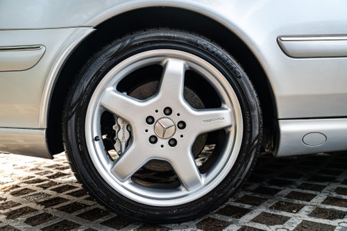 2004 Mercedes-Benz CL600 V12 Bi-Turbo Coupé (C215) En venta (imagen 18 de 86)