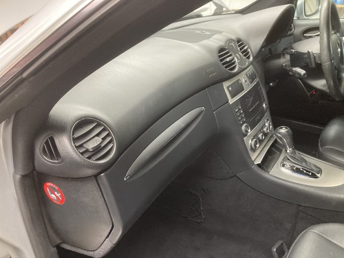 2007 Mercedes-Benz CLK 220CDI Avantgarde For Sale (picture 49 of 82)