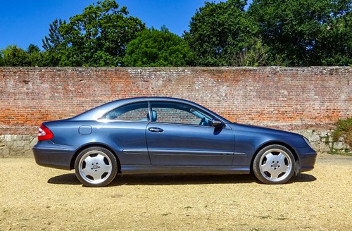 2002 (C209) Mercedes CLK320 Avantgarde à vendre (picture 4 of 127)