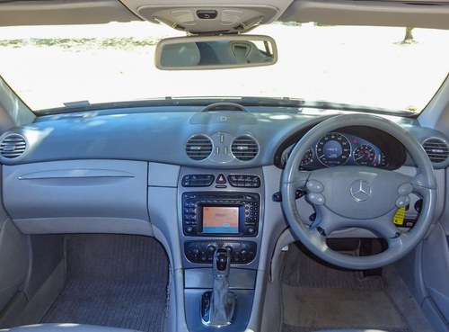 2002 (C209) Mercedes CLK320 Avantgarde à vendre (picture 58 of 127)