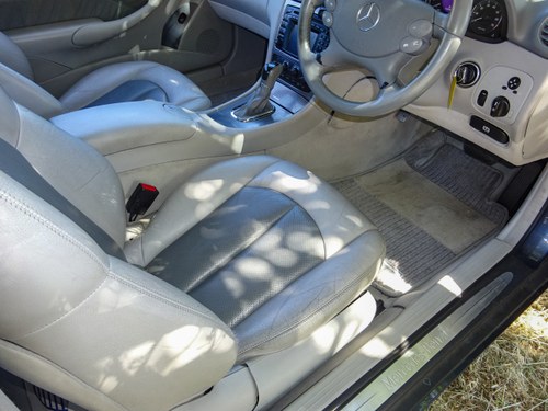 2002 (C209) Mercedes CLK320 Avantgarde à vendre (picture 21 of 127)