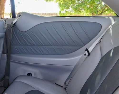 2002 (C209) Mercedes CLK320 Avantgarde à vendre (picture 47 of 127)