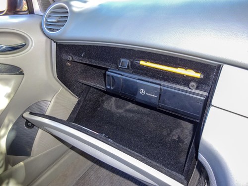 2002 (C209) Mercedes CLK320 Avantgarde à vendre (picture 67 of 127)