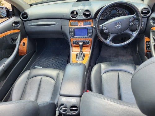 2005 Mercedes-Benz CLK320 Elegance Cabriolet For Sale (picture 31 of 66)