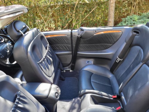 2005 Mercedes-Benz CLK320 Elegance Cabriolet For Sale (picture 37 of 66)