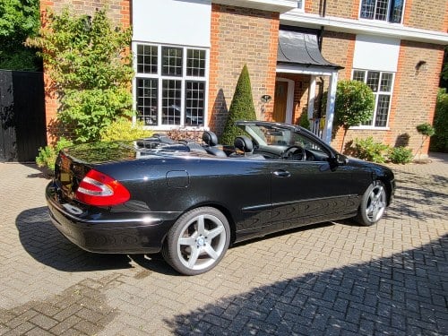 2005 Mercedes-Benz CLK320 Elegance Cabriolet For Sale (picture 18 of 66)