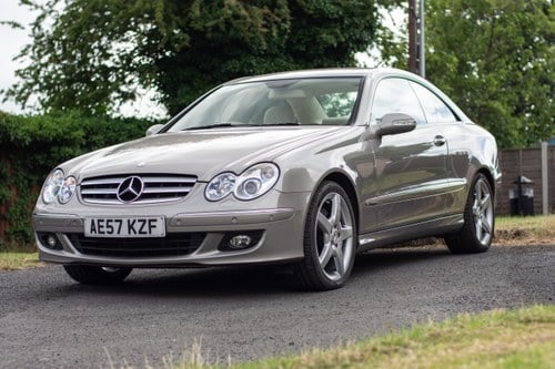 2007 Mercedes CLK 500 Elegance zum Verkauf (Bild 2 von 208)