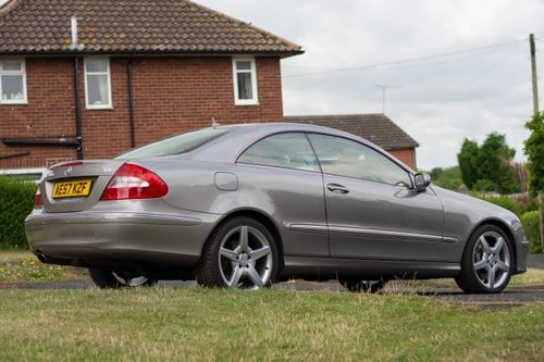 2007 Mercedes CLK 500 Elegance zum Verkauf (Bild 7 von 208)