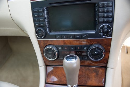 2007 Mercedes CLK 500 Elegance zum Verkauf (Bild 27 von 208)